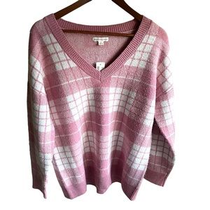 Aeropostale Oversized Rose Pink Plaid Vneck Pullover. Size Small